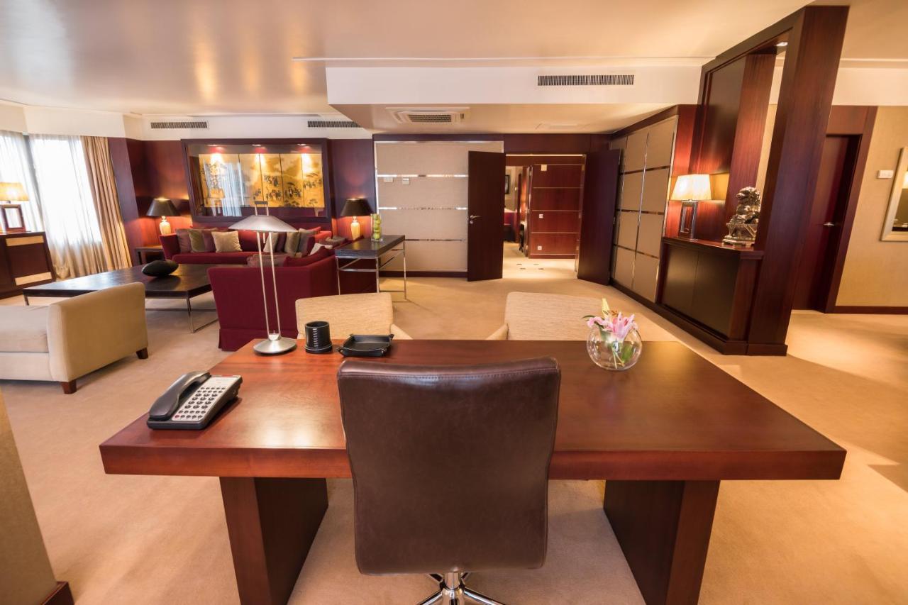 Готель Crowne Plaza Porto By Ihg Екстер'єр фото A suite at the InterContinental