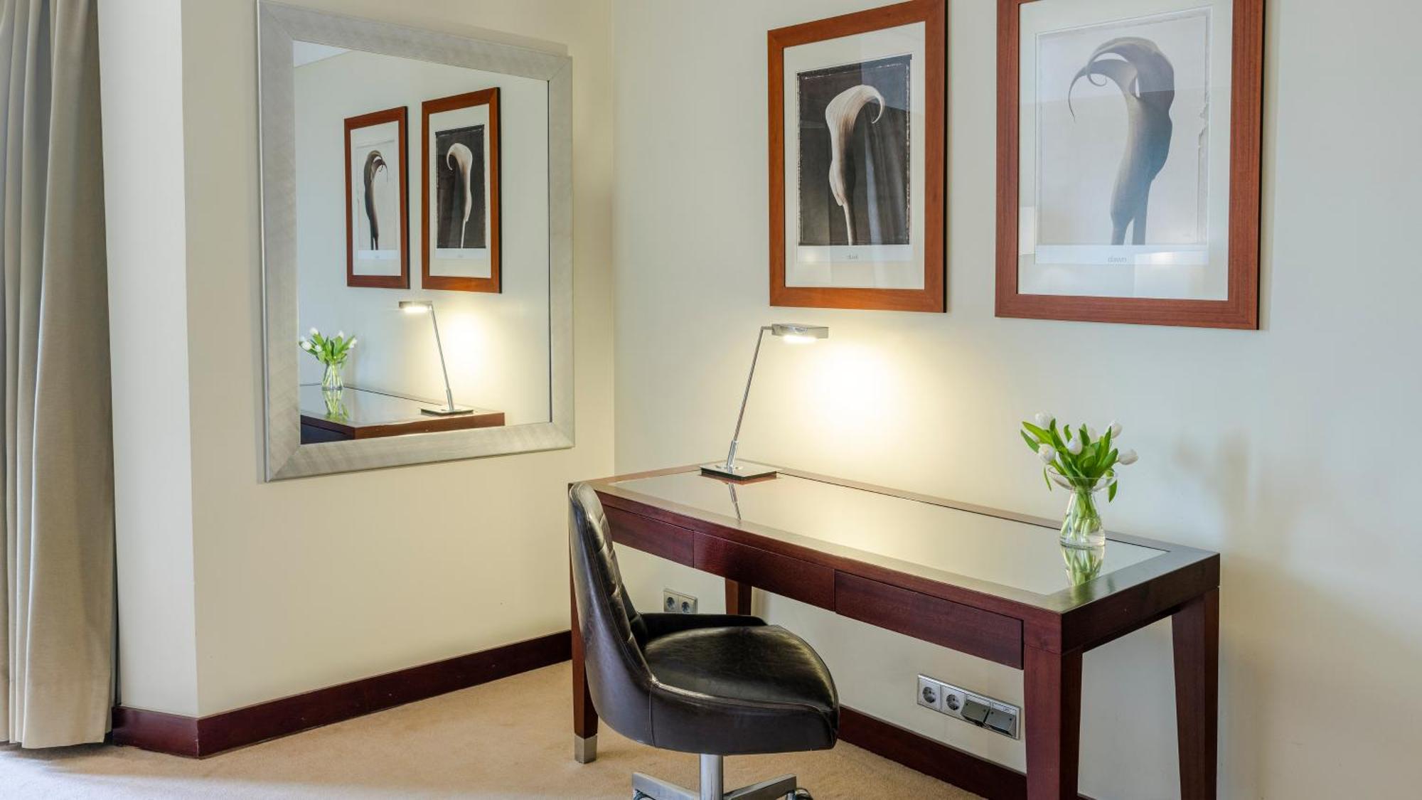 Готель Crowne Plaza Porto By Ihg Екстер'єр фото