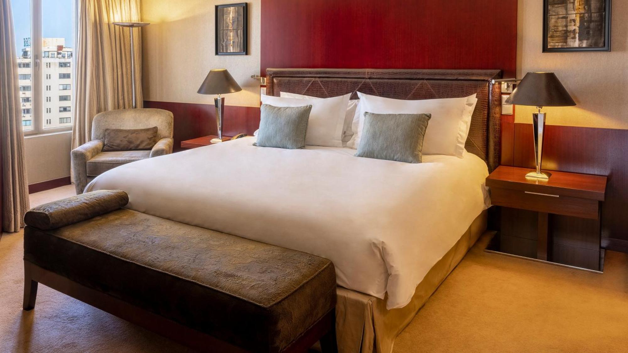 Готель Crowne Plaza Porto By Ihg Екстер'єр фото A bedroom at the InterContinental