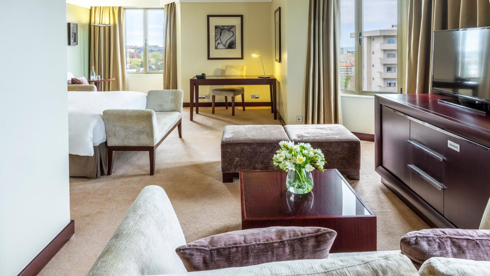 Готель Crowne Plaza Porto By Ihg Екстер'єр фото Suite at the Hotel