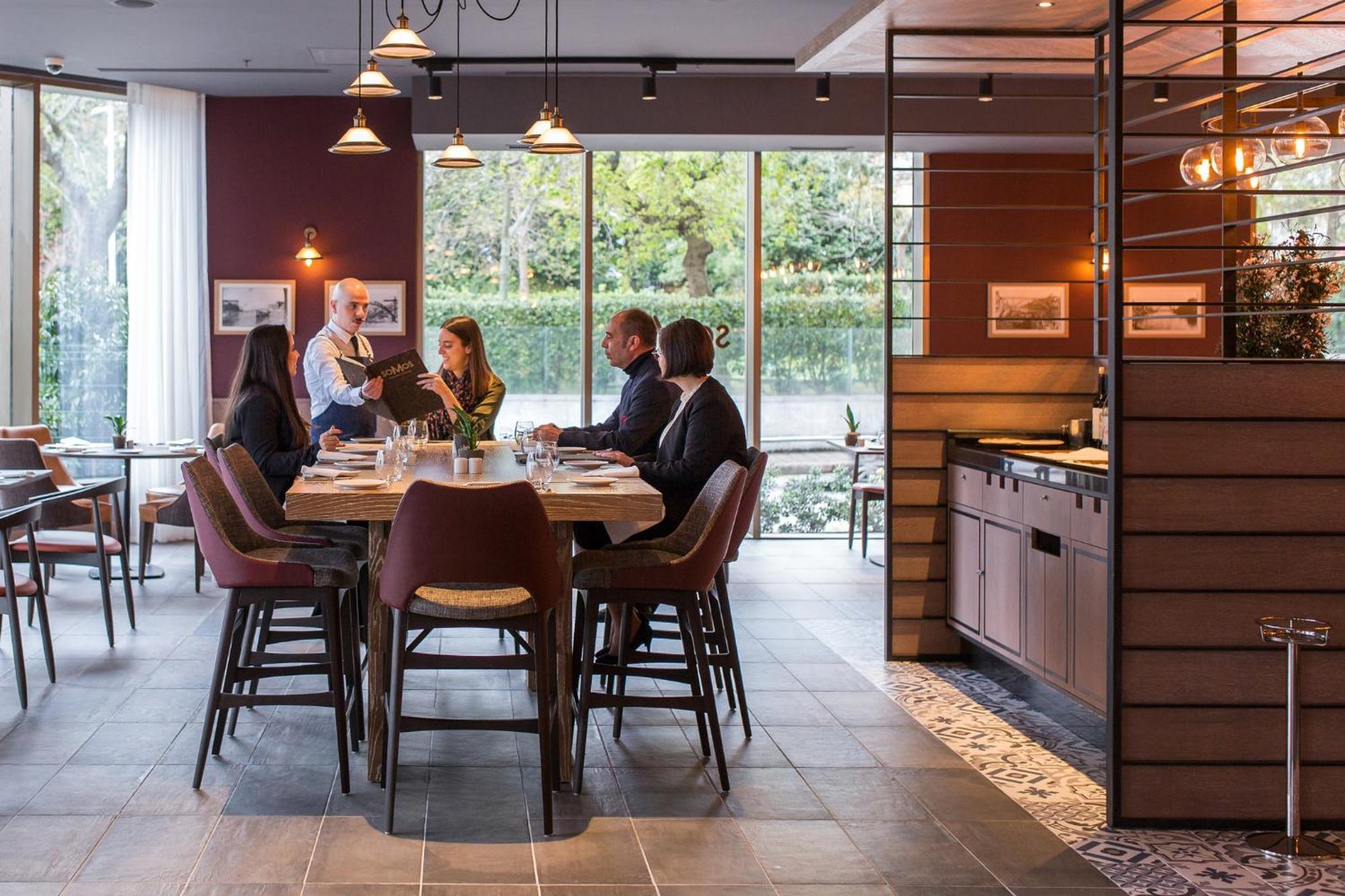 Готель Crowne Plaza Porto By Ihg Екстер'єр фото Restaurant