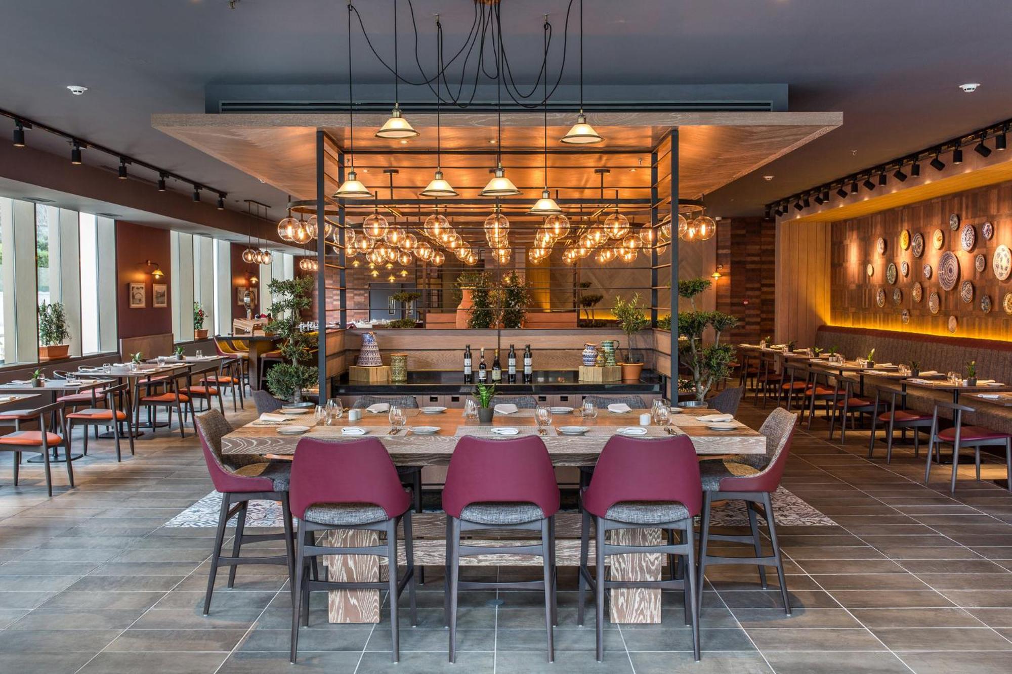 Готель Crowne Plaza Porto By Ihg Екстер'єр фото The restaurant